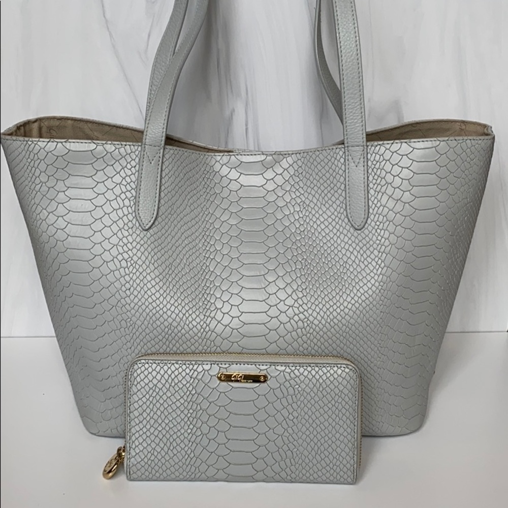 Gigi New York Teddie Tote (Ice Blue) & wallet